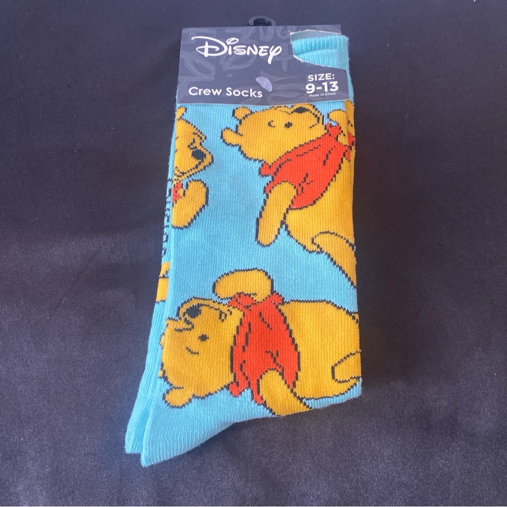 New Disney Adult Winnie Pooh Crew Socks Yellow Turquoise Size 9-13